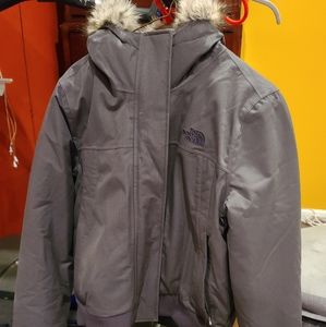 Women's M Northface Nebula Bomber